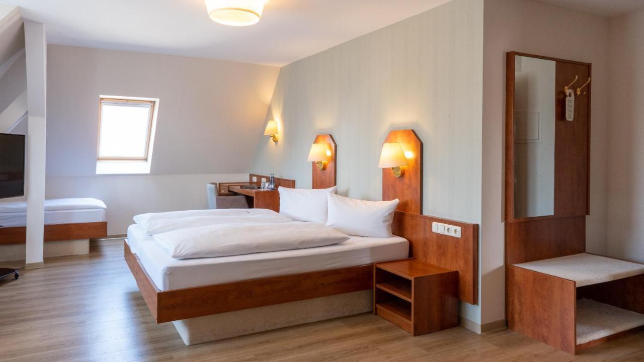 Hotel Am Uenglinger Tor Штендаль Екстер'єр фото